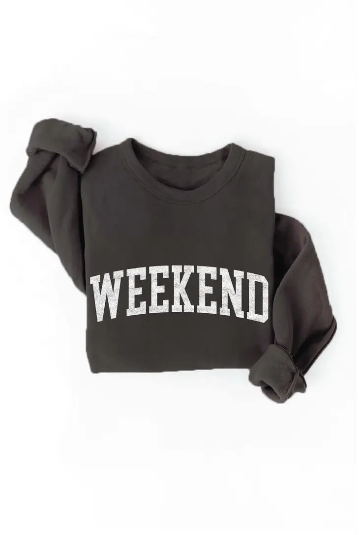 Weekend Crew Neck - www.chasethebutterflies.com