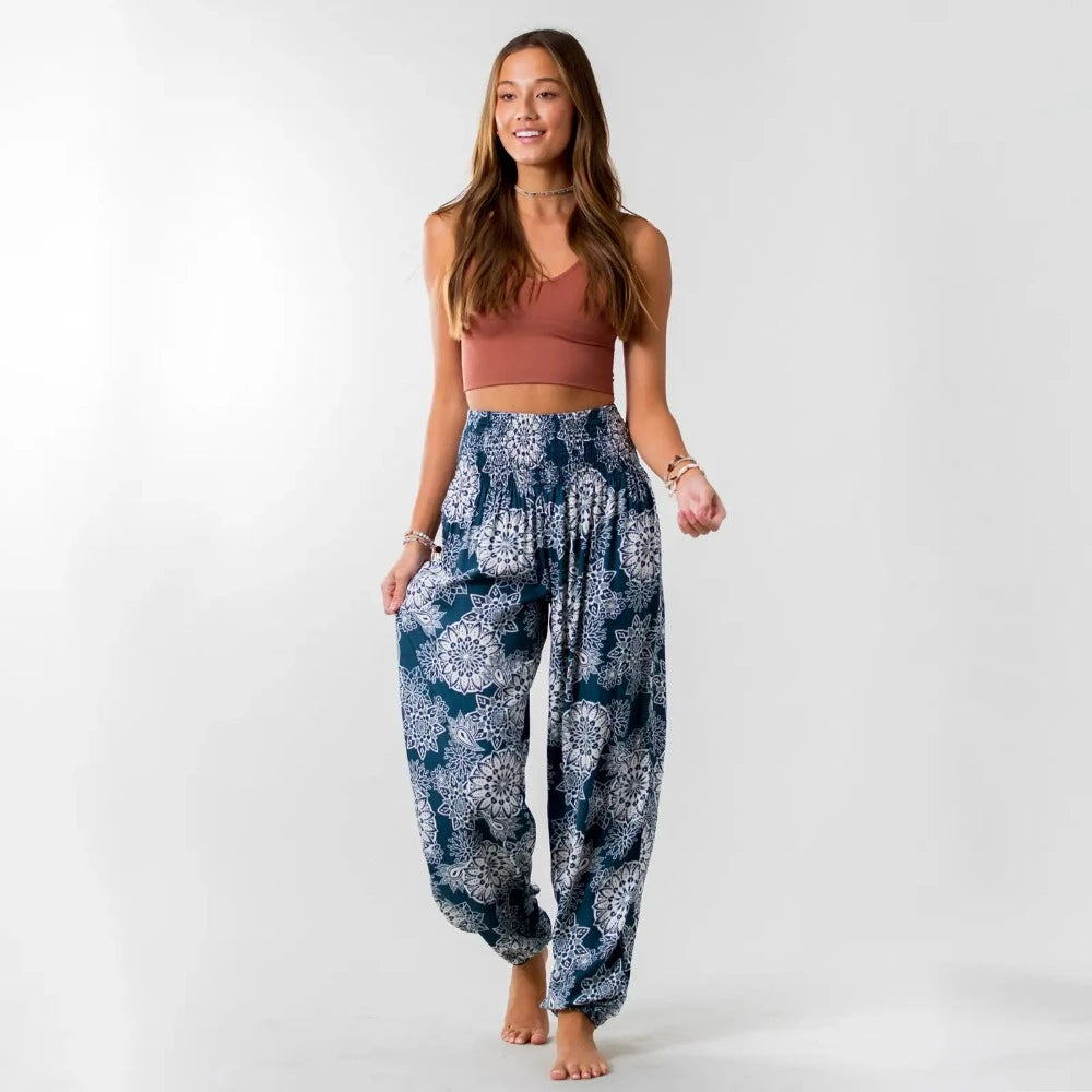 Mandala Harem Yoga Pants www.chasethebutterflies.com