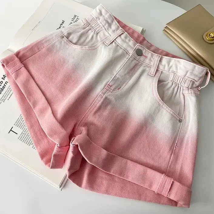 Two-Toned Denim Shorts - www.chasethebutterflies.com